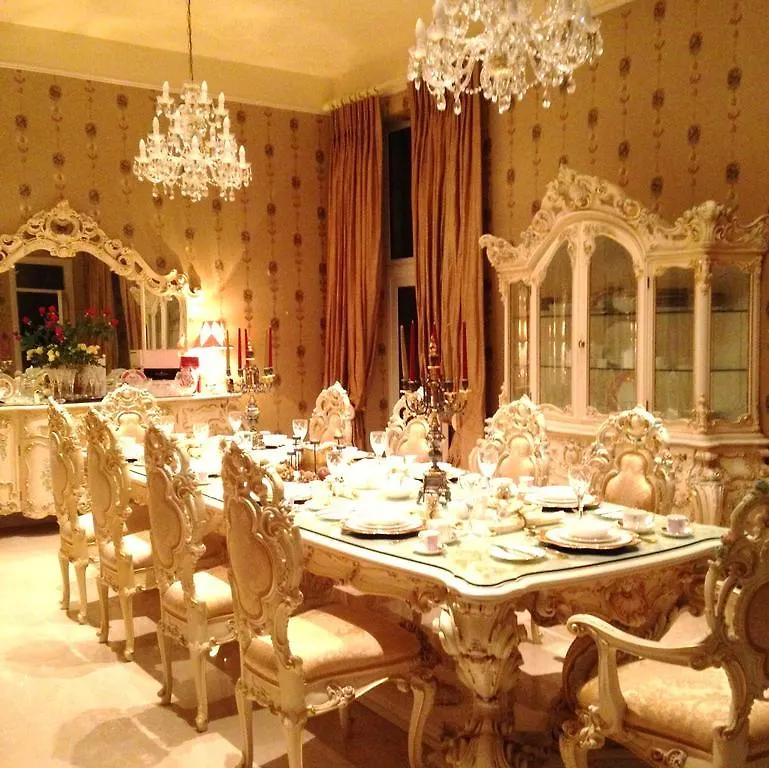 בית כפרי בנראטי Rossmanagher House